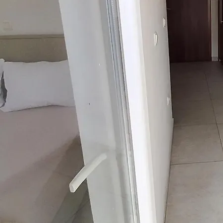 Appartamento Holidays Budget 12