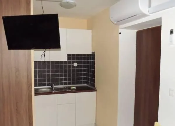 Appartement Holidays Budget 12 Split