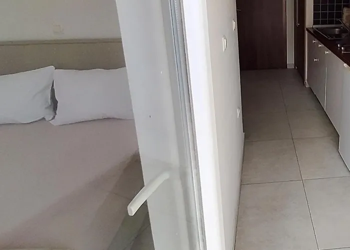 Appartement Holidays Budget 12