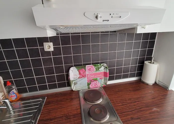 Holidays Budget 12 Appartement *