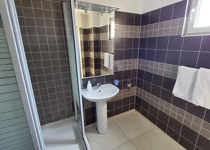 Appartement Holidays Budget 12 Split