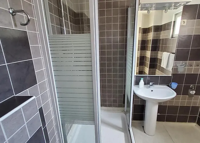 Appartement Holidays Budget 12